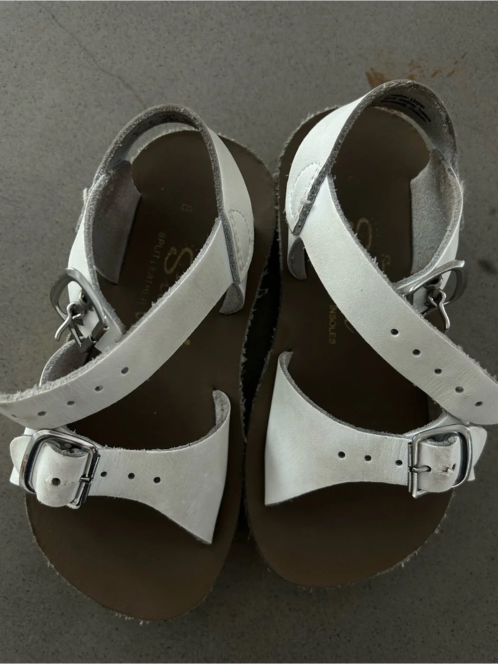 8 Sun-San Surfer White Kids Buckle Sandals EUC Water Friendly leather